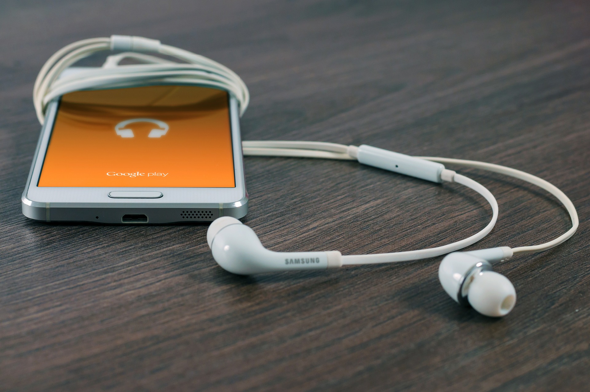 streaming online music